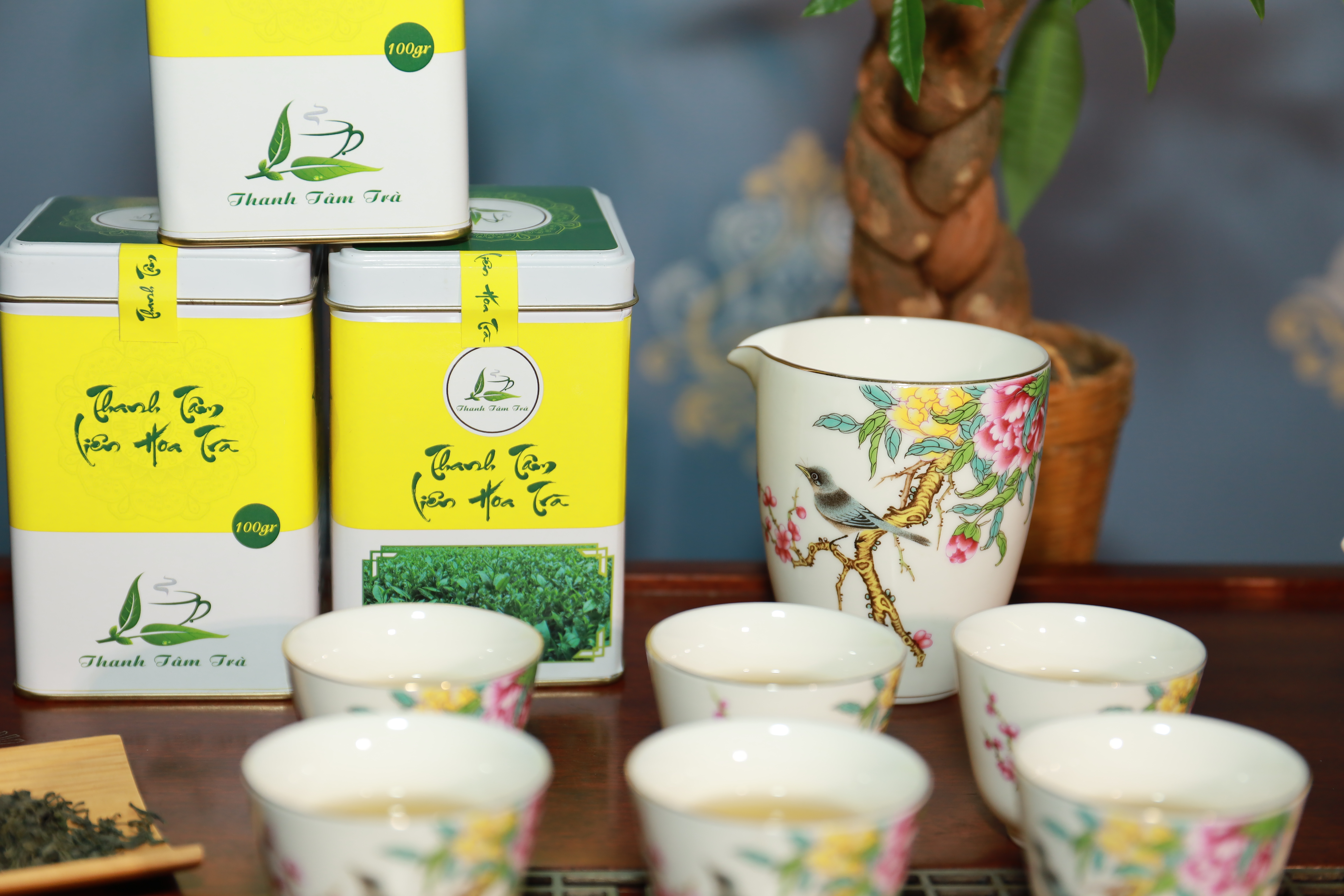 Thanh Tâm Liên Hoa Trà hộp thiết 100gr